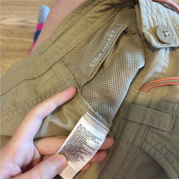 North Face Nylon Hiking Cargo Shorts - Picture 5 of 5